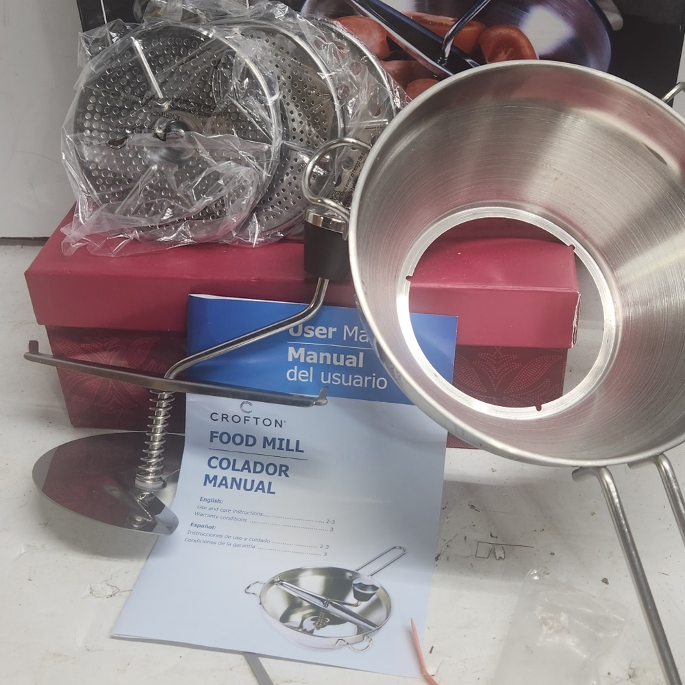 Crofton Chef Collection 1.6 ml Food Mill 3 Discs Grinder New